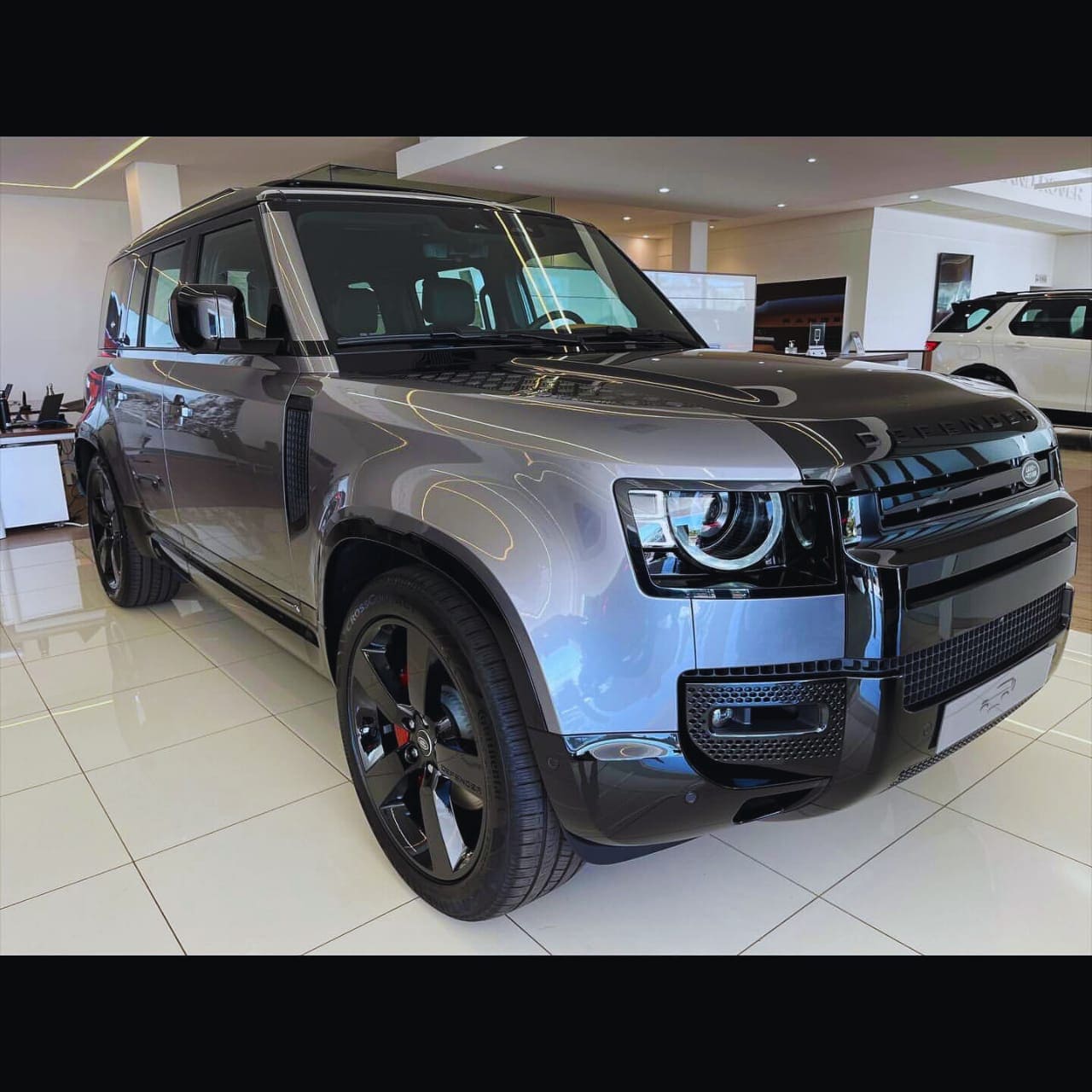 Land Rover Defender 110X