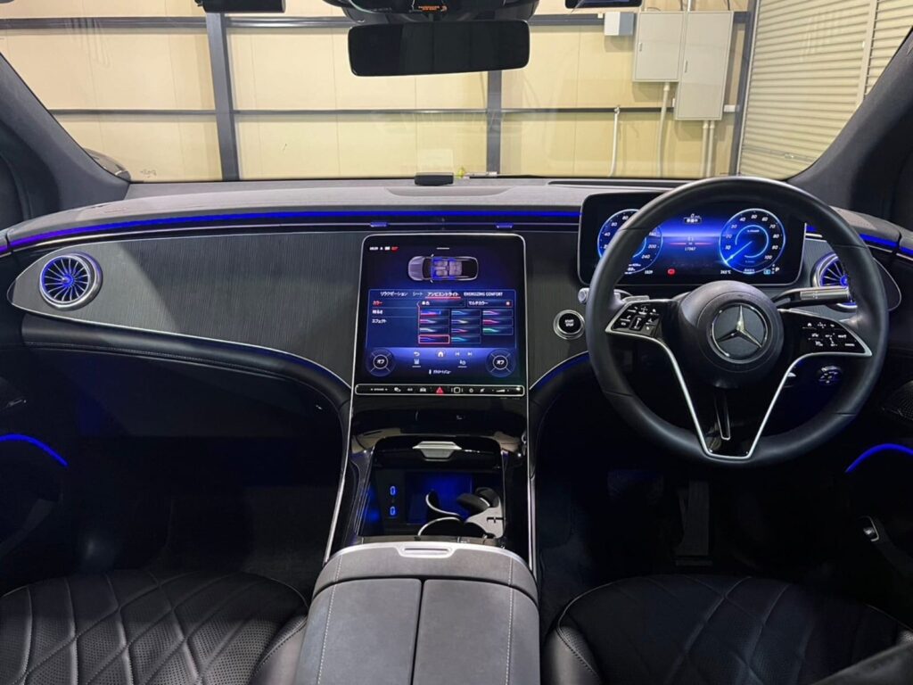  Mercedes-Benz EQS SUV