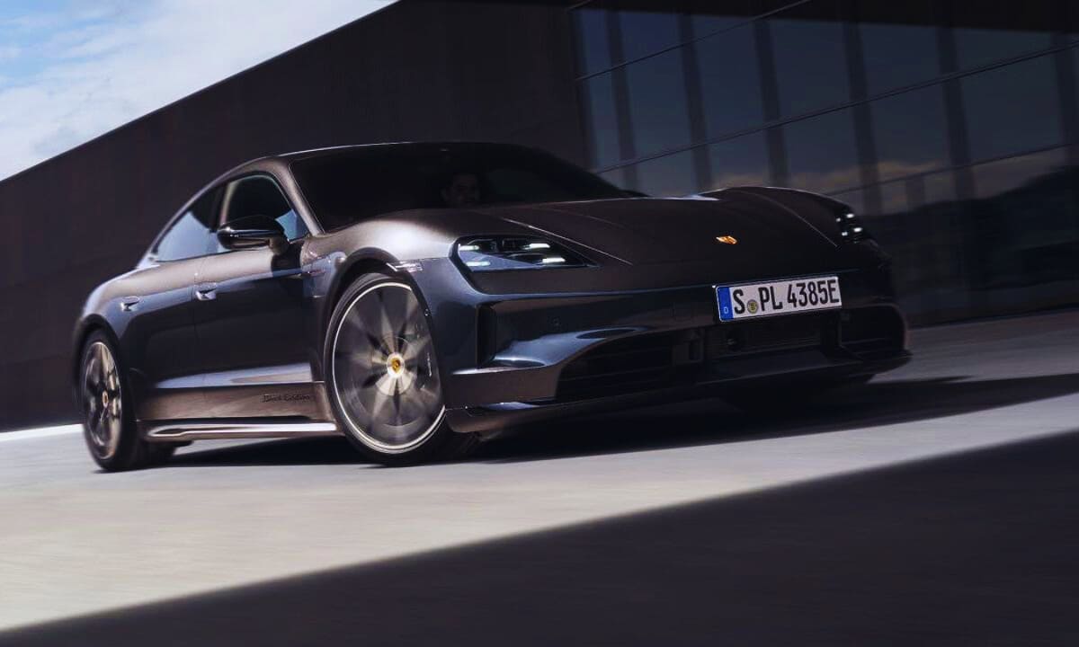 Porsche Taycan 4S Black Edition